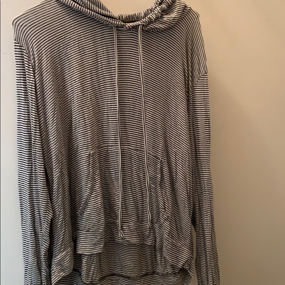 Brandy Melville Long Sleeve Hoodie